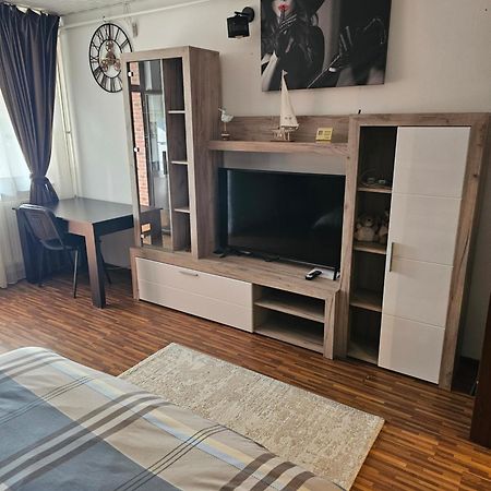 Garsoniera Dary Bloc G2Str Mihai Bravu Turnu Magurele Luaran gambar